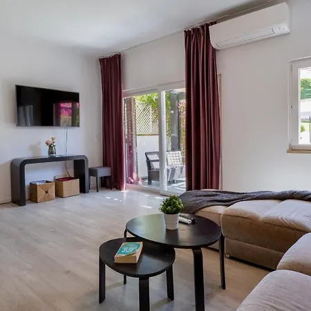 Vakantiehuis 3 Bed Lakeside Village Quinta Do *