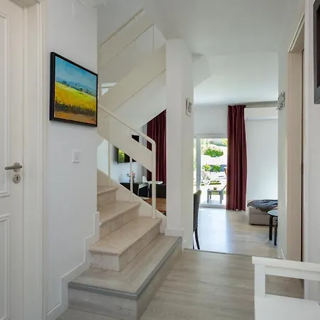 3 Bed Lakeside Village Quinta Do * Distrito de Faro