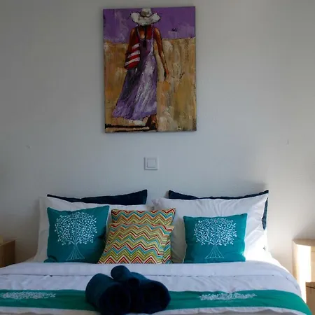 3 Bed Lakeside Village Quinta Do *