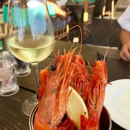 3 Bed Lakeside Village Quinta Do Holiday home *