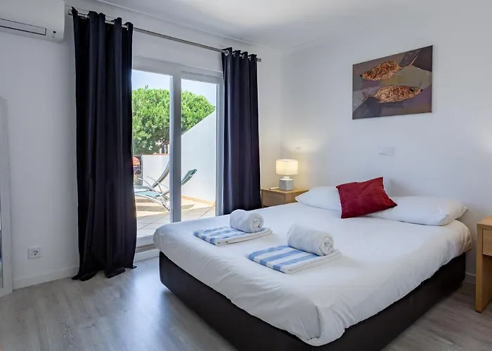 Casa vacanze 3 Bed Lakeside Village Quinta Do Distretto di Faro